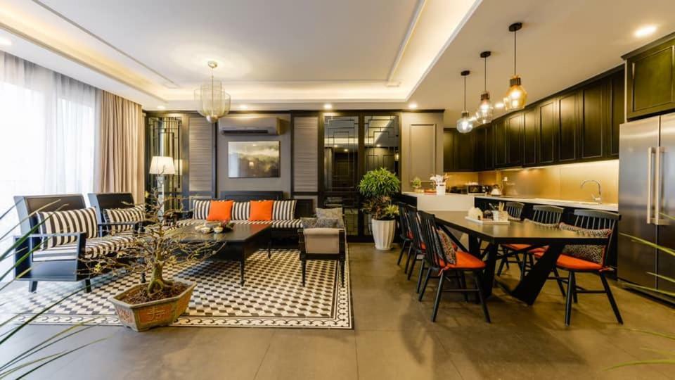 Diamond Luxury Trung Tâm Sài Gòn Khách sạn hẻo lánh
