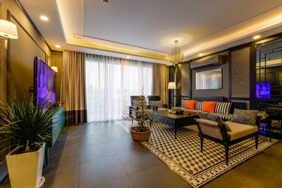 Diamond Luxury Trung Tâm Sài Gòn 4*